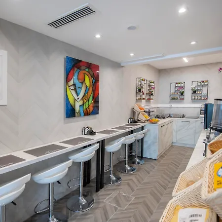 فندق Boutique By Hills 4*